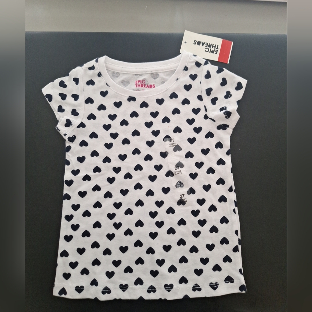 Epic Threads Baby Girls Graphic Heart T-Shirt White Size 2T NWT